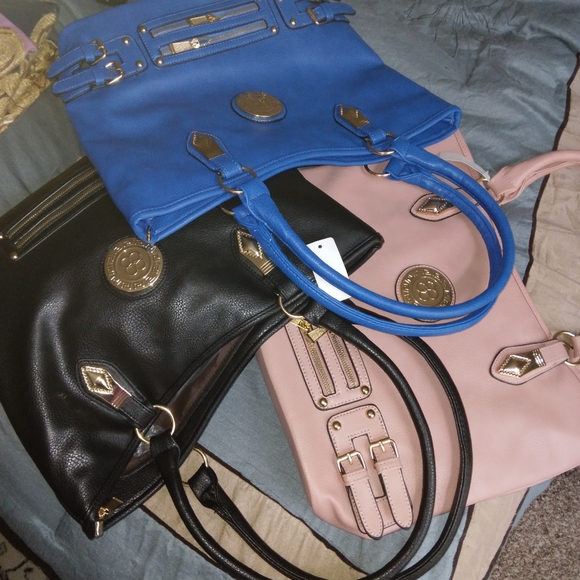 Purses Handbags - Picture 2 of 12